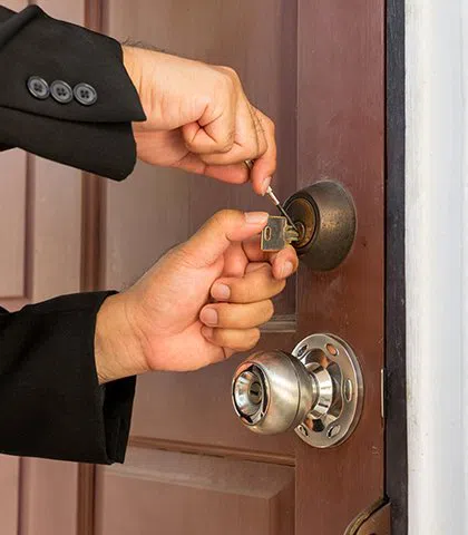 Locksmith Of Miami Miami, FL 305-894-9382 - new-locks-installation